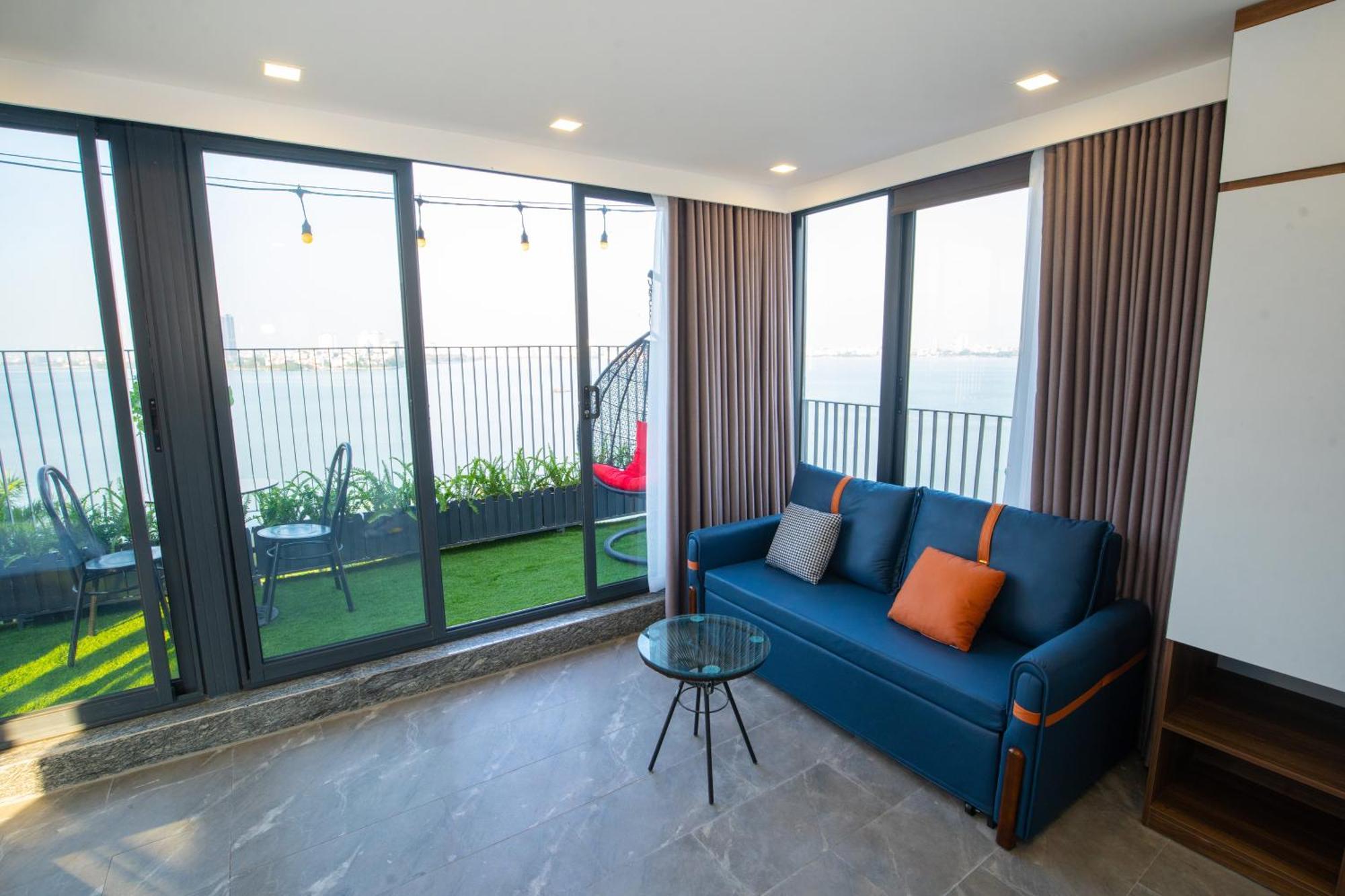 Lake View Hotel Ханой Екстериор снимка